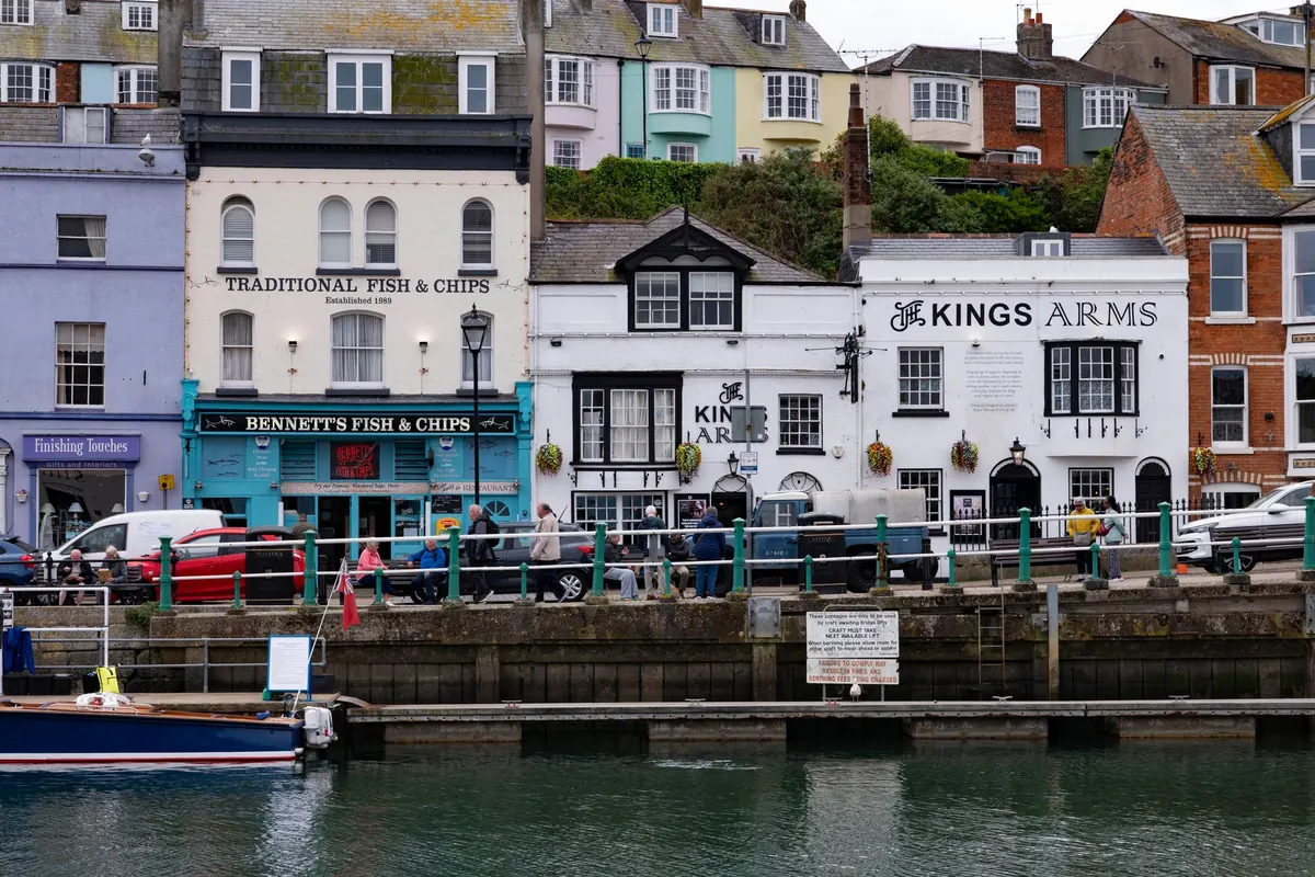 Seasonal Fish and Chips: What to Order in Summer vs Winter